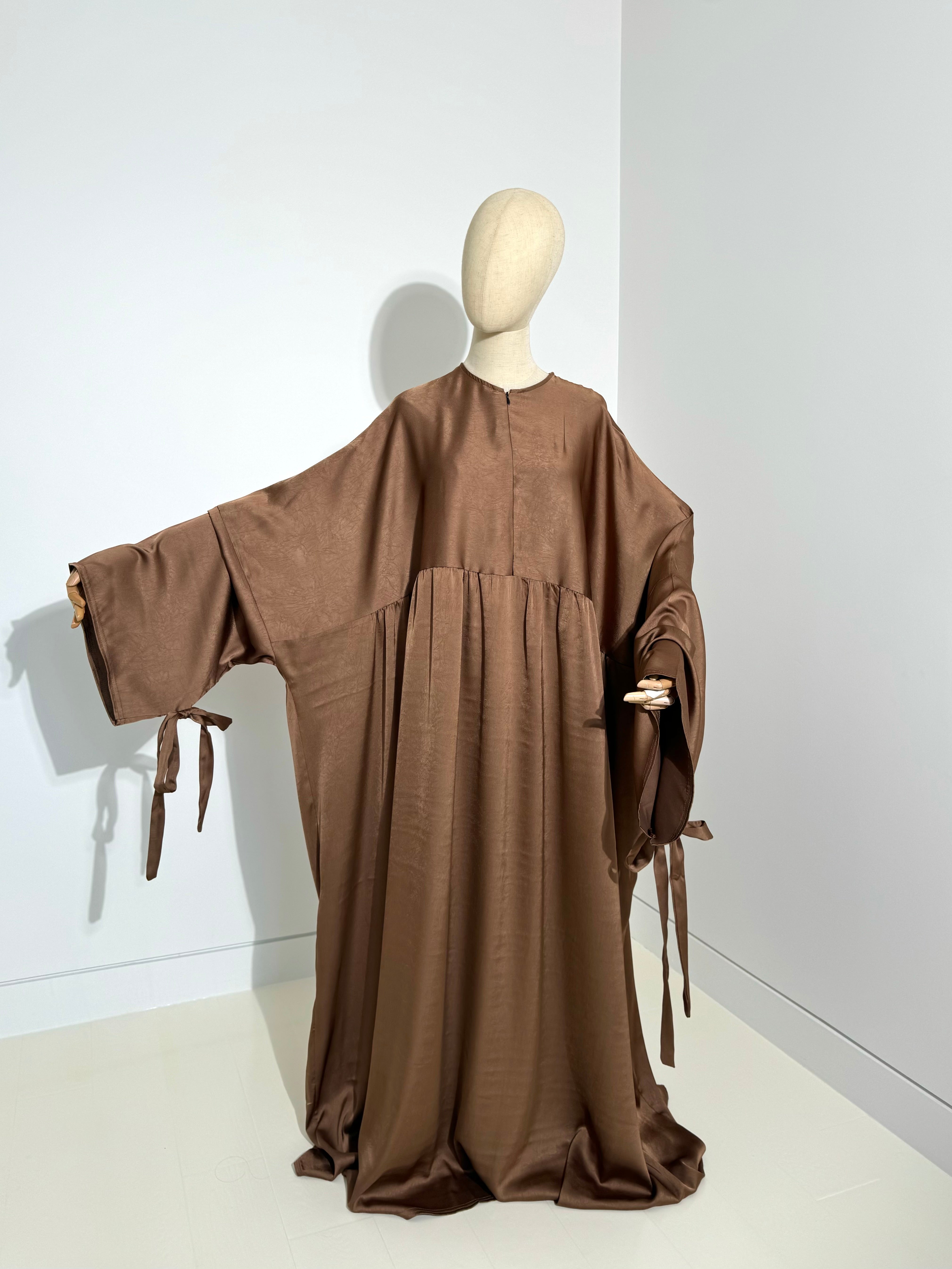 Abaya An-Nissa