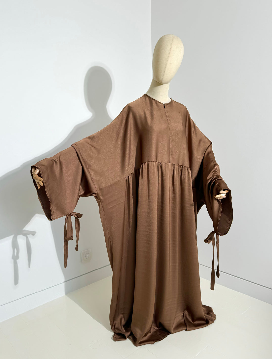 Abaya An-Nissa